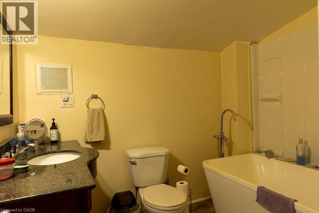 257 UNION Street - 10