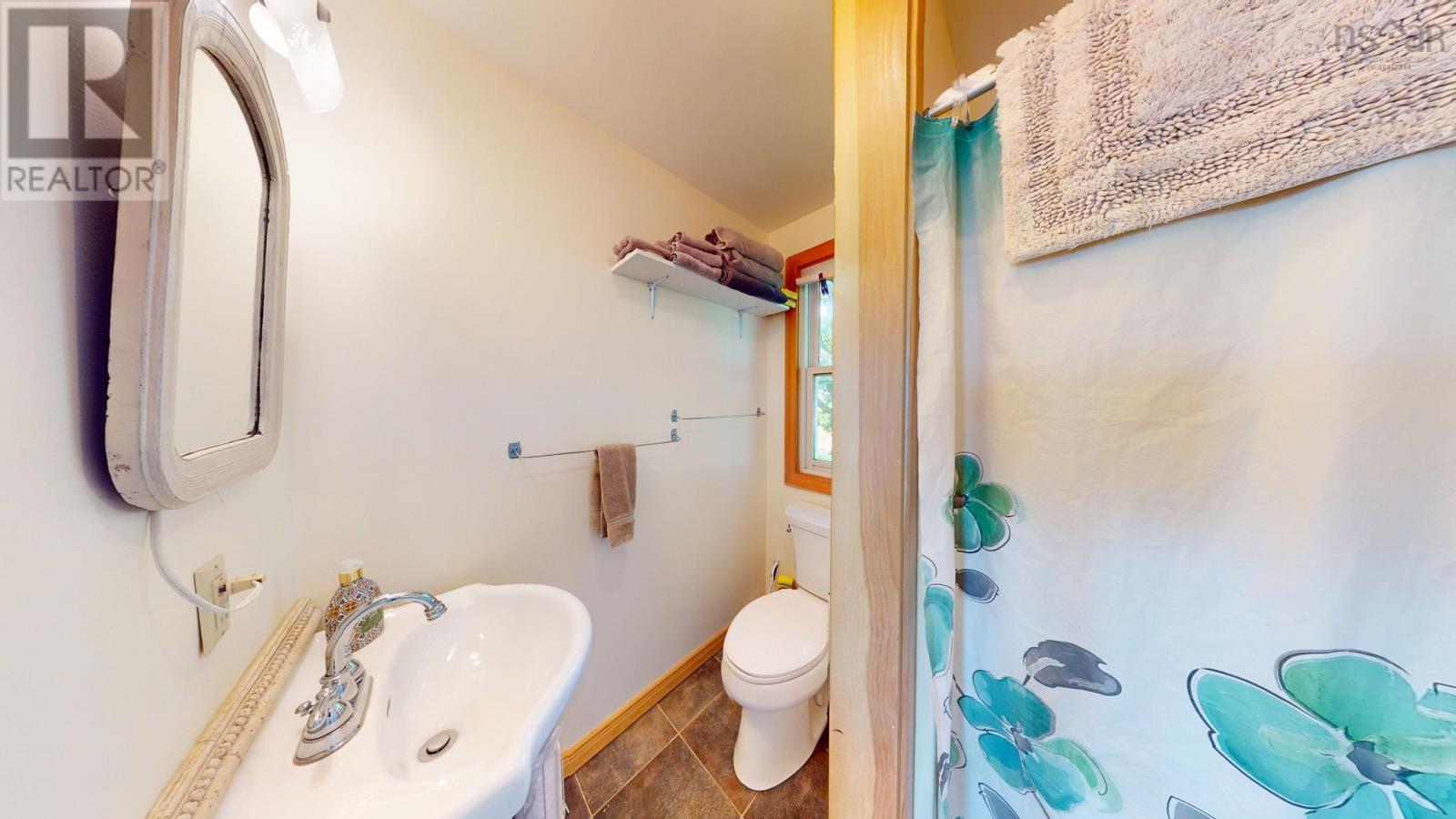 541 Porters Point Branch Road - 15