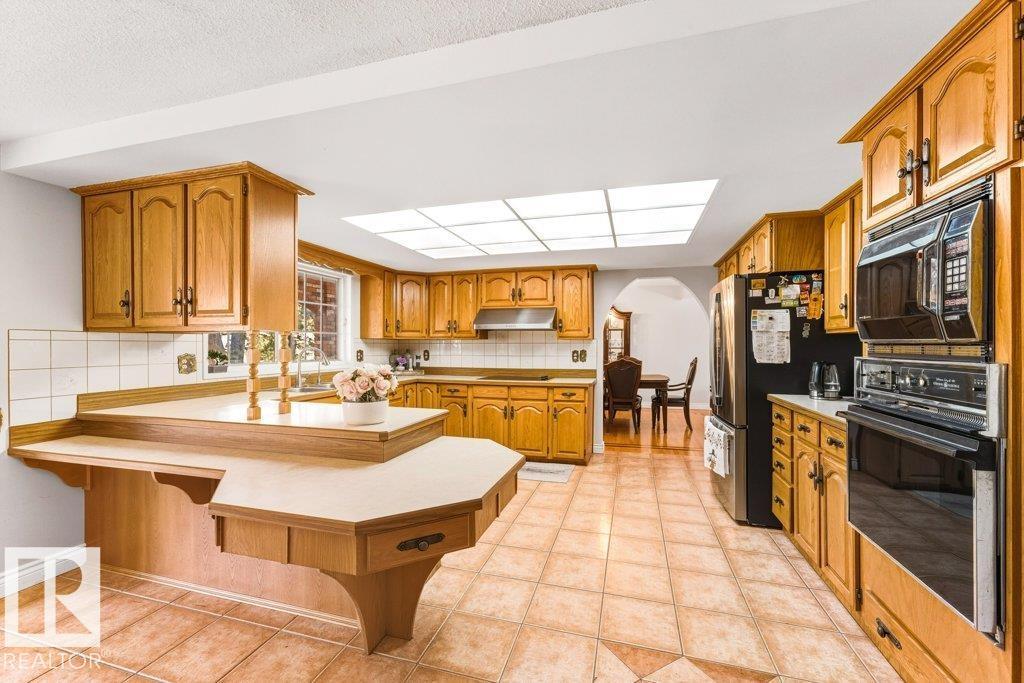7550 ELLERSLIE RD SW - 17