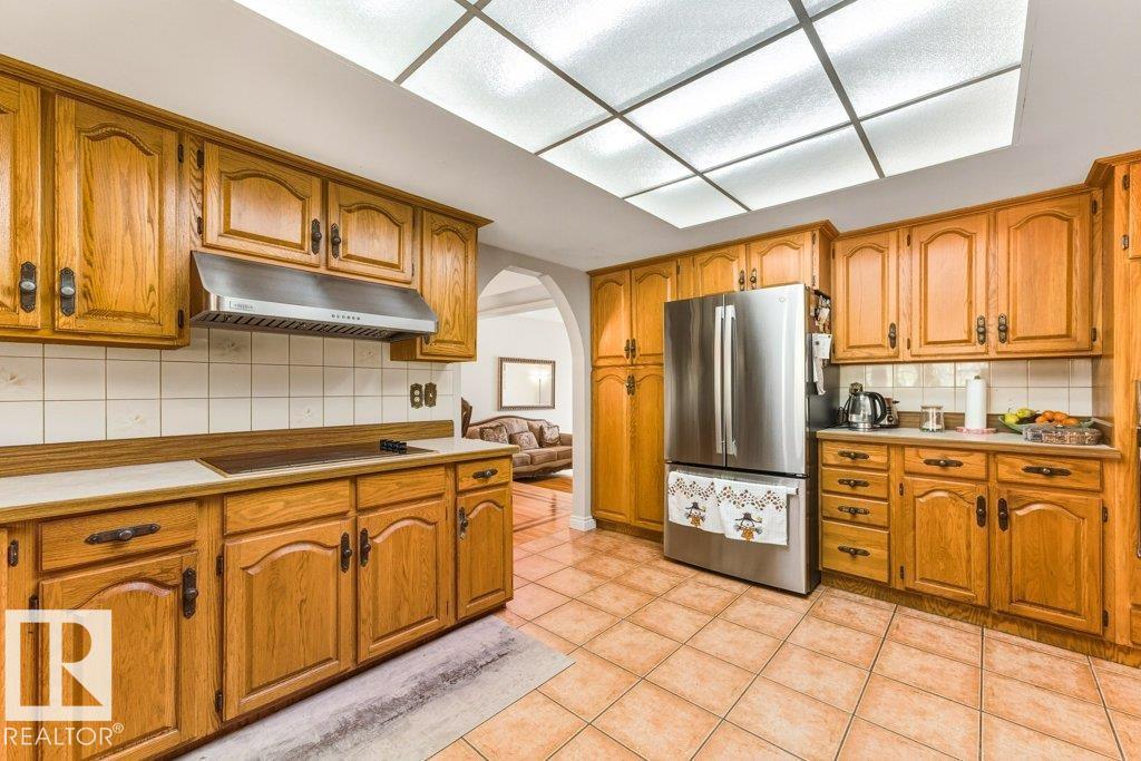 7550 ELLERSLIE RD SW - 22