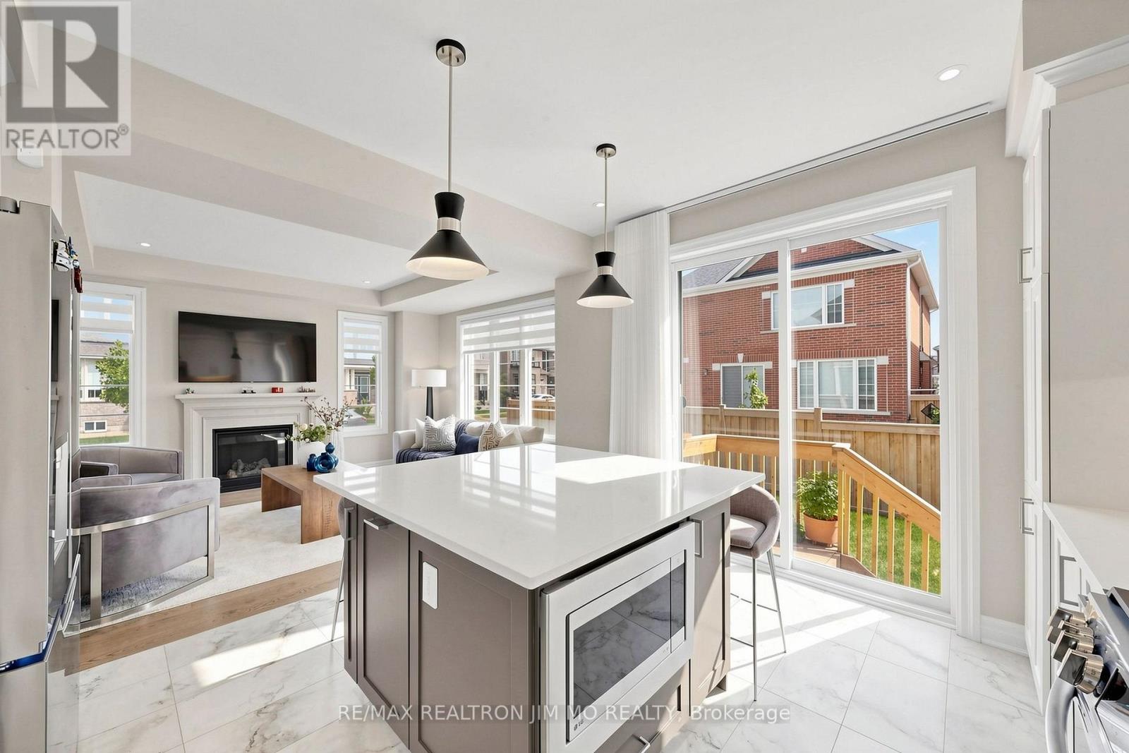 476 KENNEDY CIRCLE W - Image 10