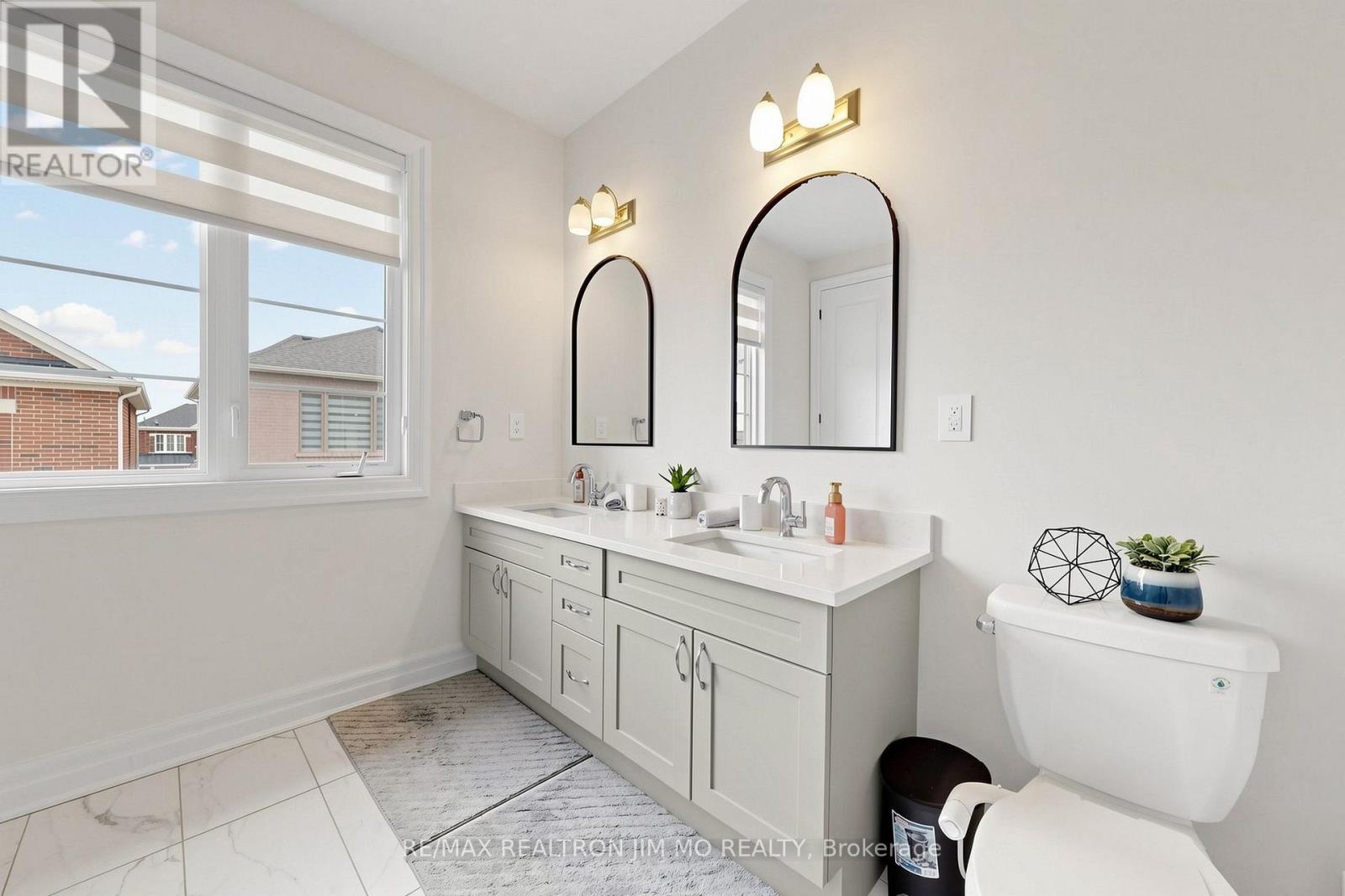 476 KENNEDY CIRCLE W - Image 36