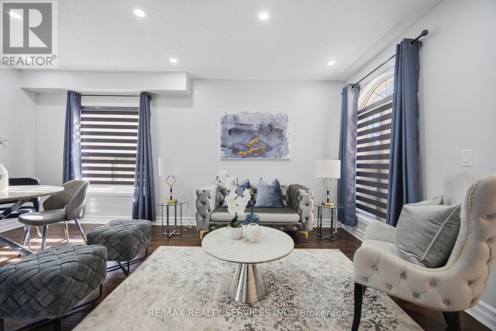 4 SUNNYBROOK CRESCENT - 14