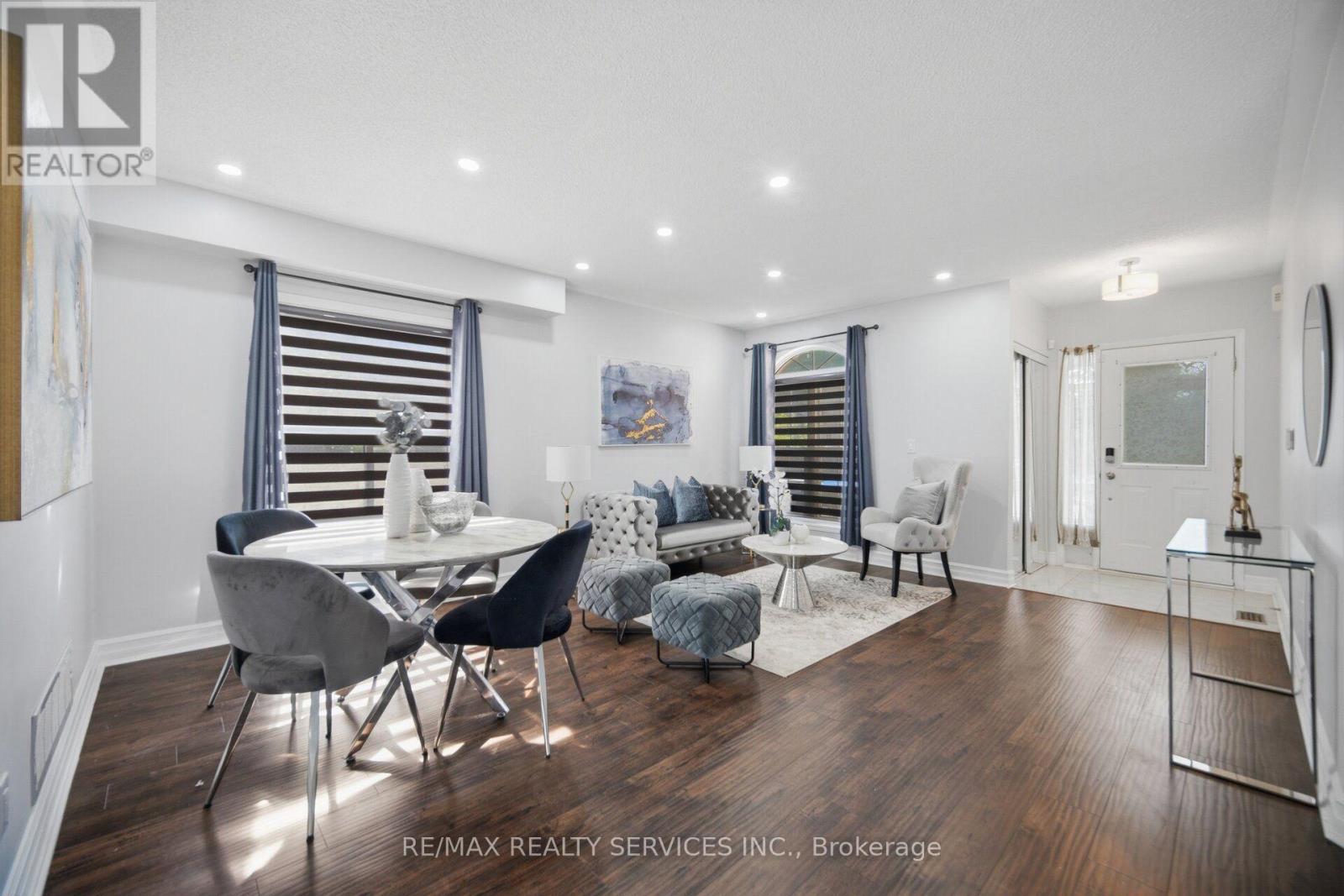 4 SUNNYBROOK CRESCENT - 16