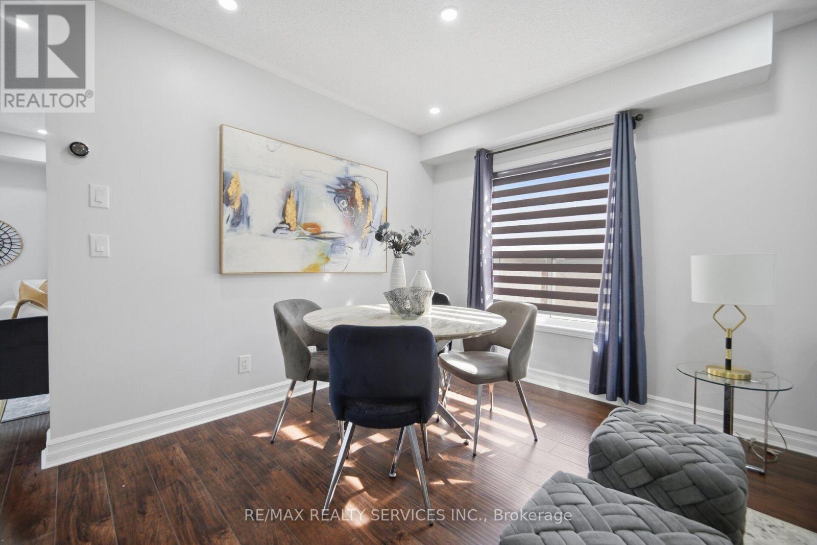 4 SUNNYBROOK CRESCENT - 17