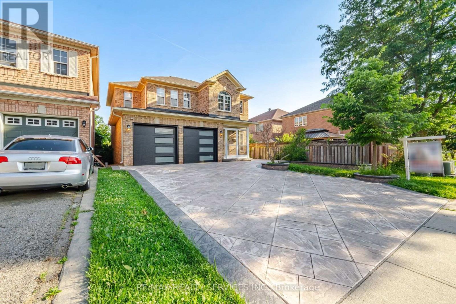 4 SUNNYBROOK CRESCENT - 5