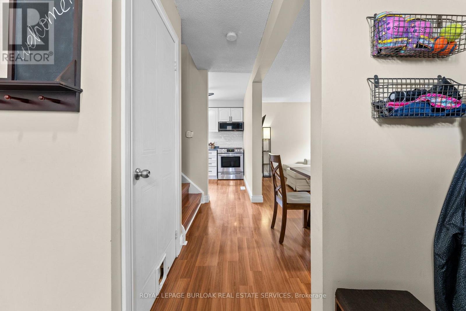 #12 465 BEECHWOOD PLACE - 4