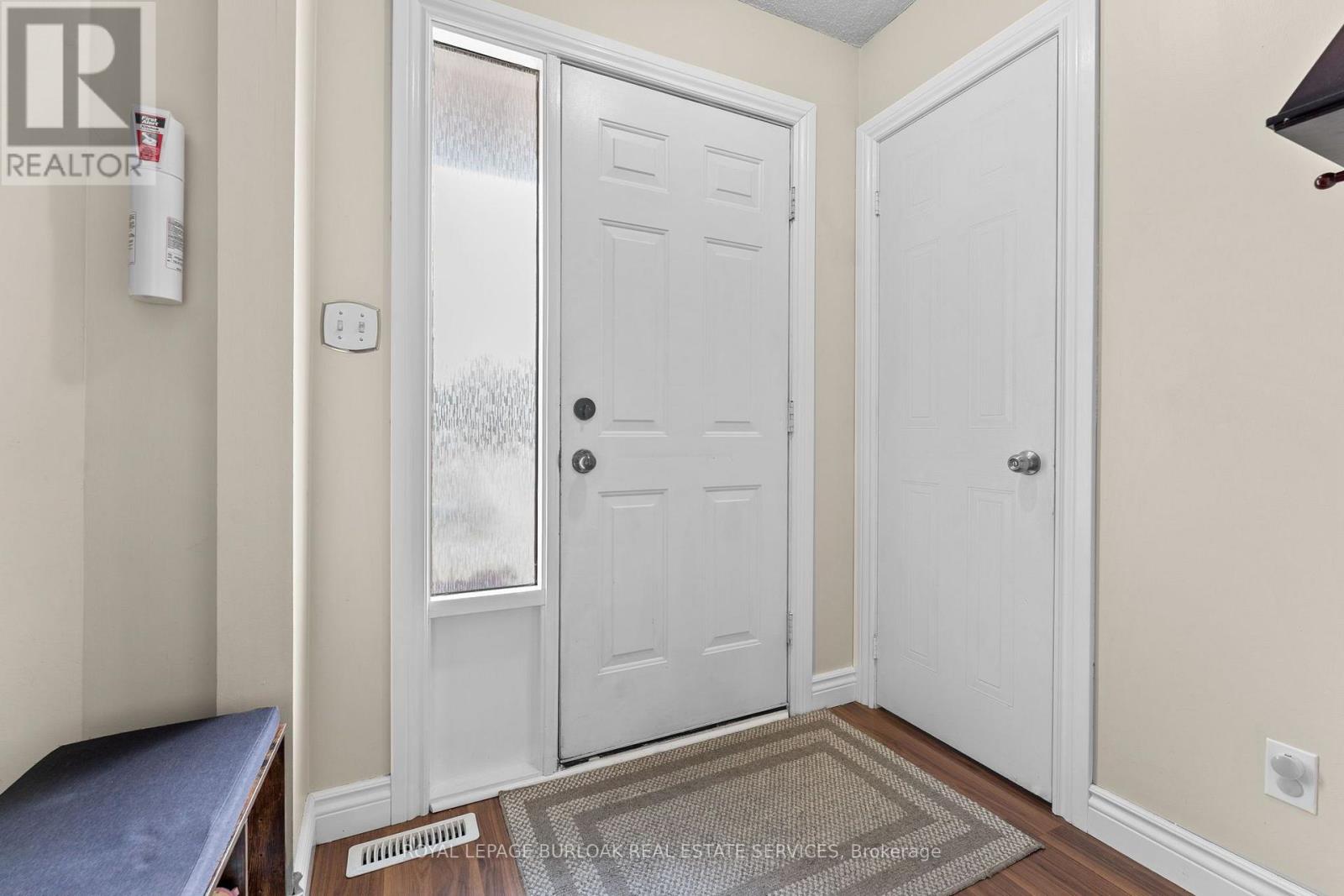 #12 465 BEECHWOOD PLACE - 5