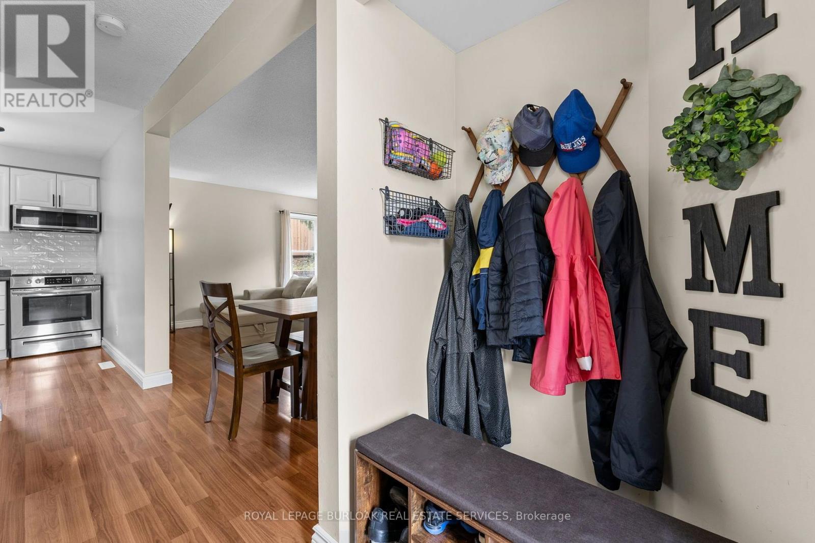 #12 465 BEECHWOOD PLACE - 6