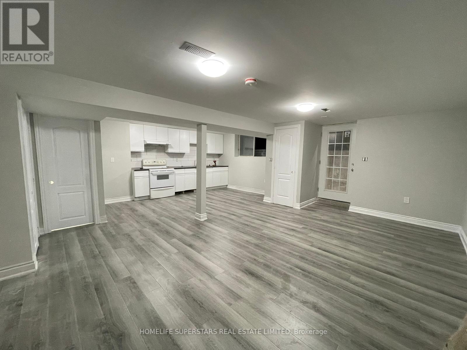43 OLDFIELD DRIVE — photo 3