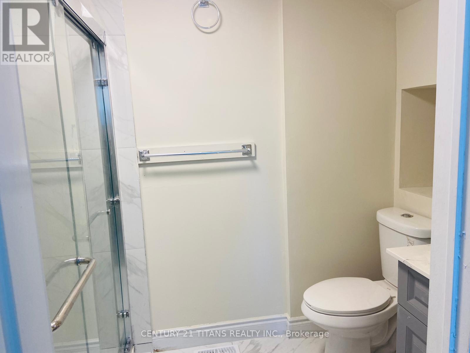 138-140 GRAND AVENUE E - 14