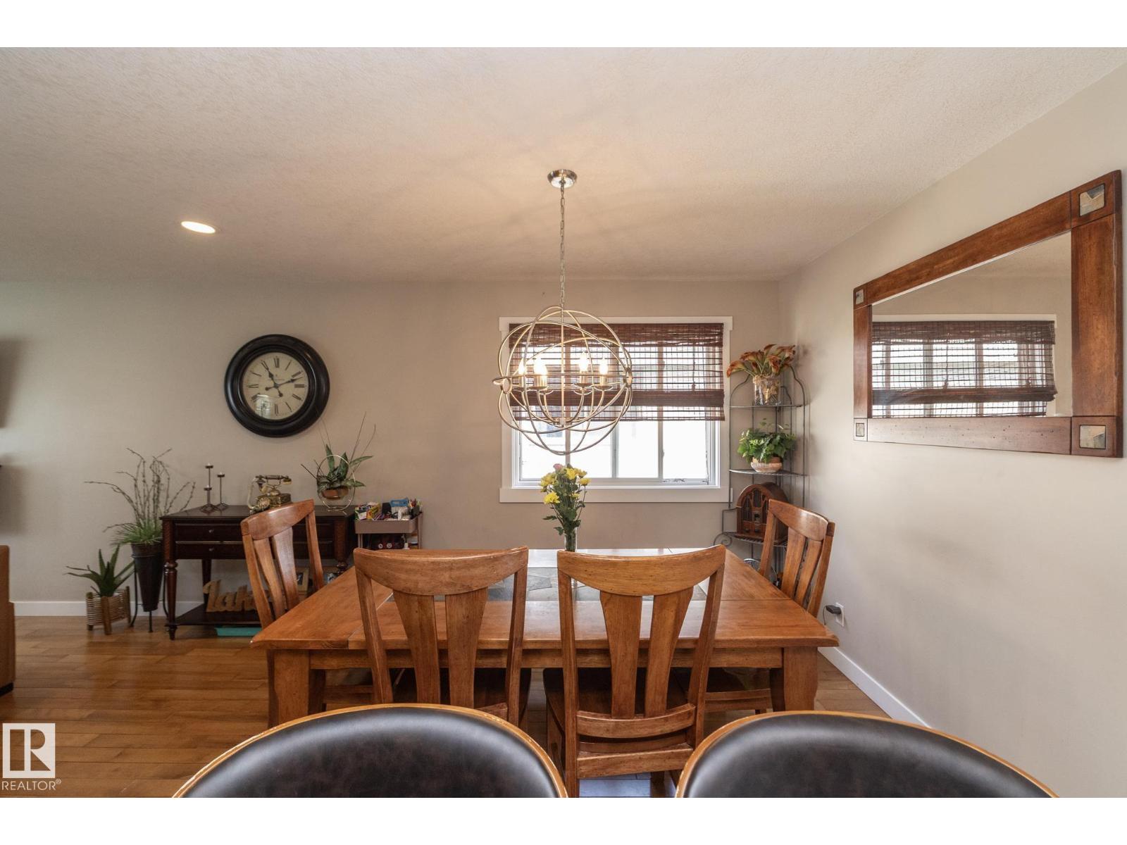 10623 75 ST NW - 22