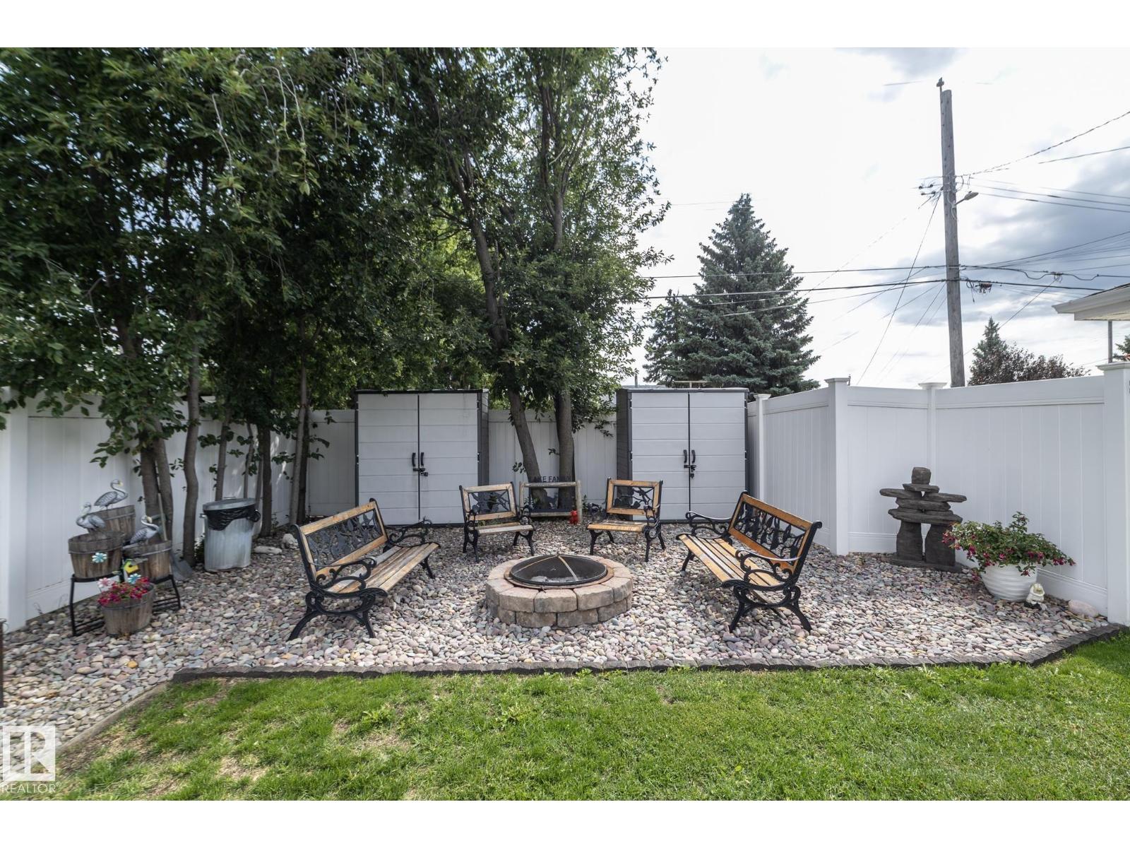 10623 75 ST NW - 62