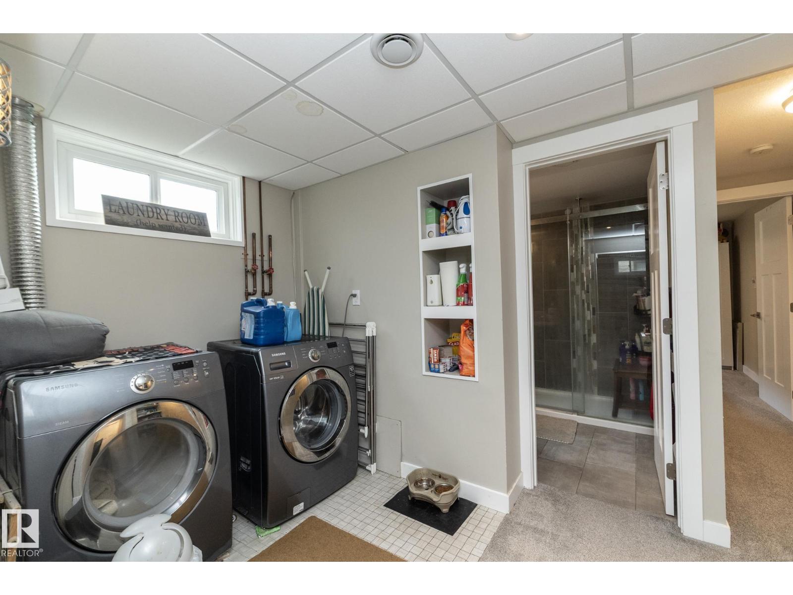 10623 75 ST NW - 39