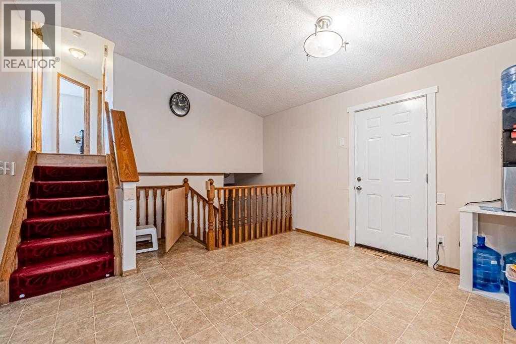 65 Martinvalley Road NE - 24