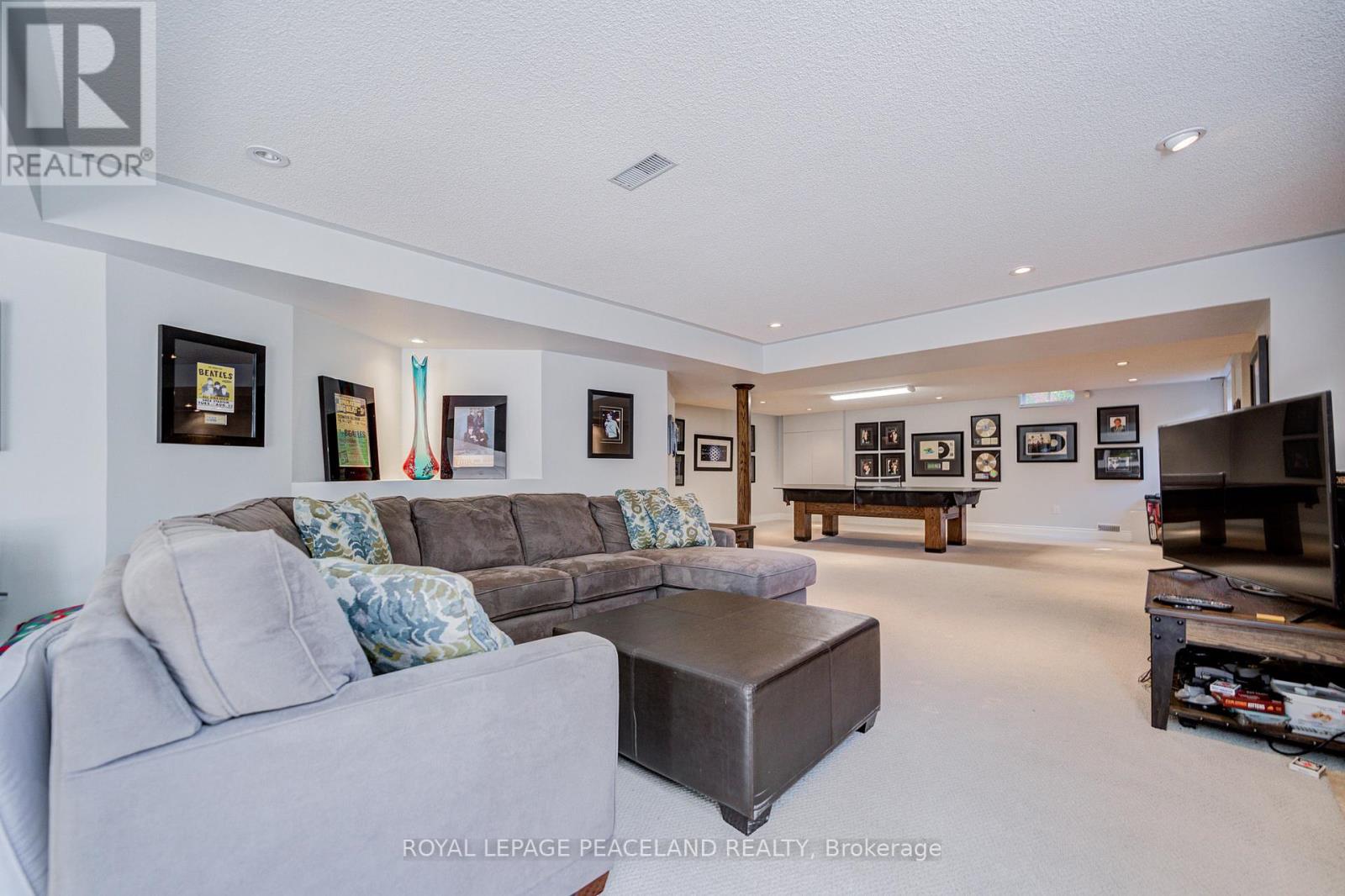 709 HIGHLAND BLADE ROAD - 34