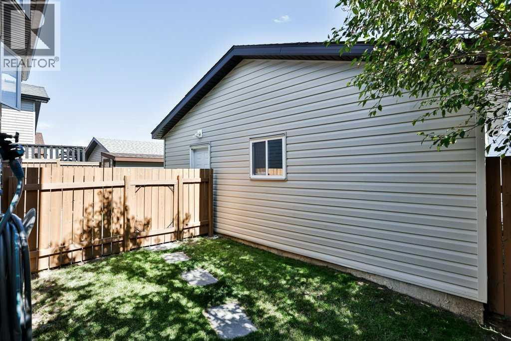 334 Keystone Lane W - 4