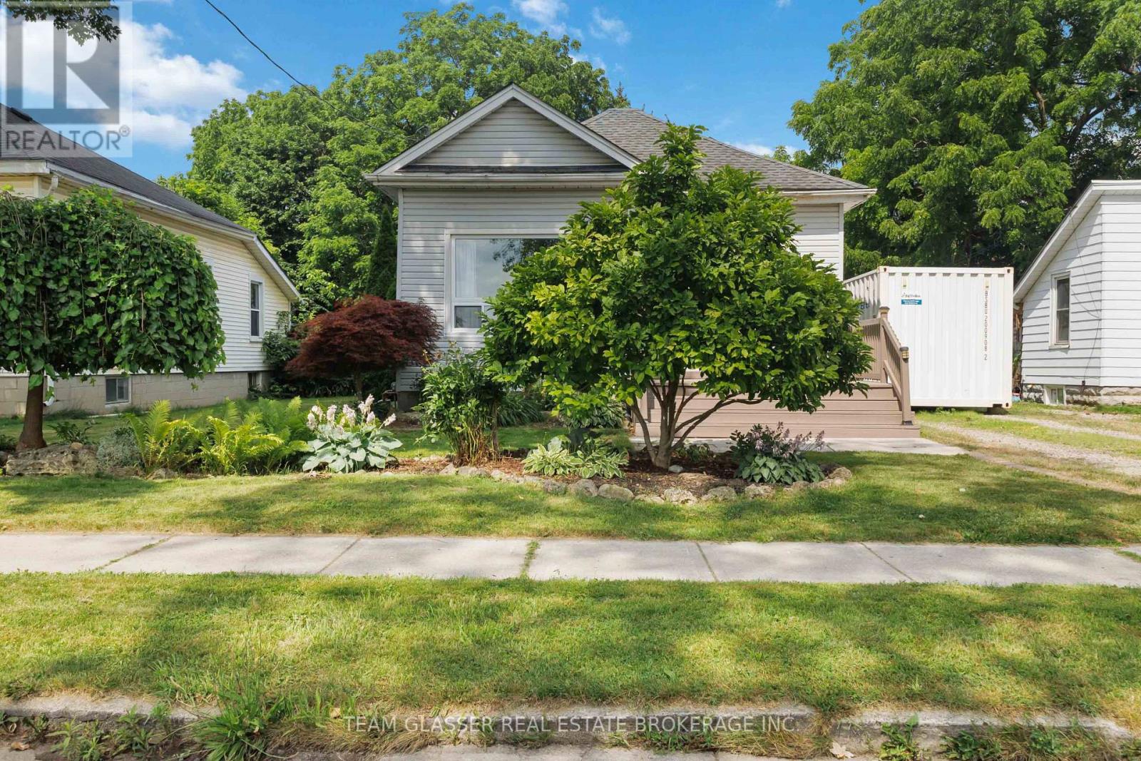 118 INKERMAN STREET - 2