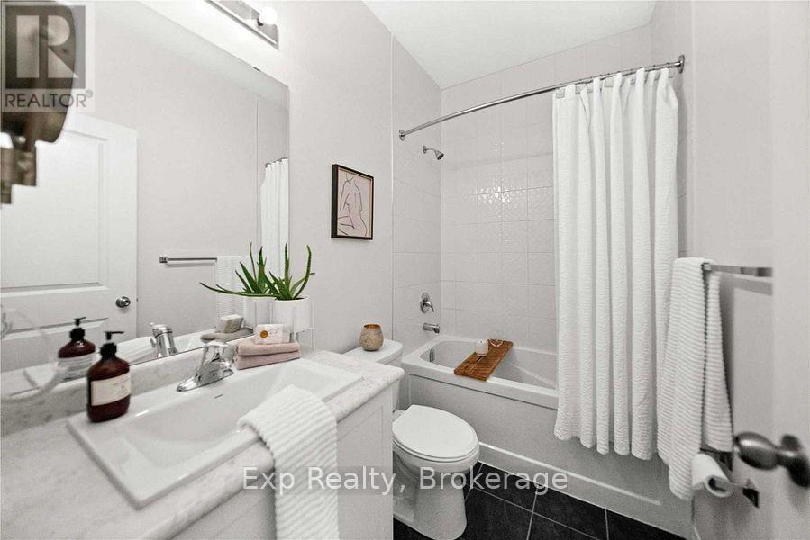 1435 GREEN ROAD - 38