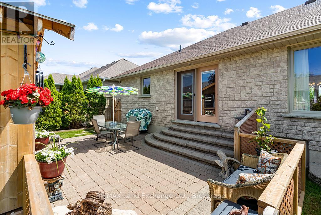 785 WOODLAND DRIVE - 34