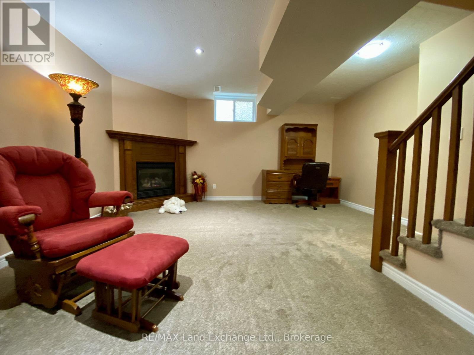 785 WOODLAND DRIVE - 22