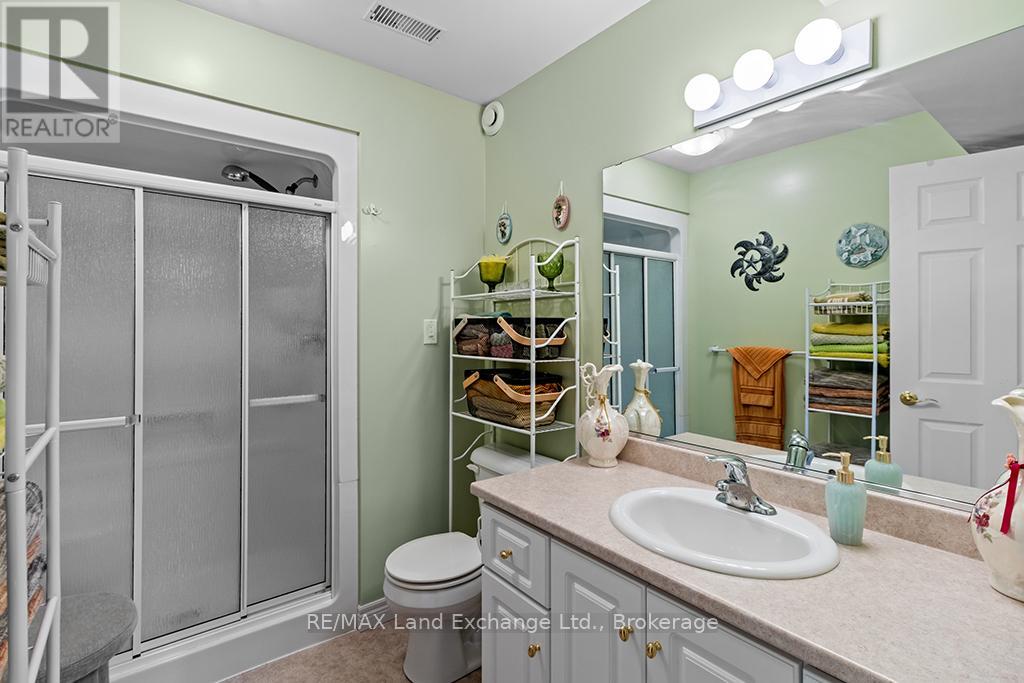785 WOODLAND DRIVE - 30