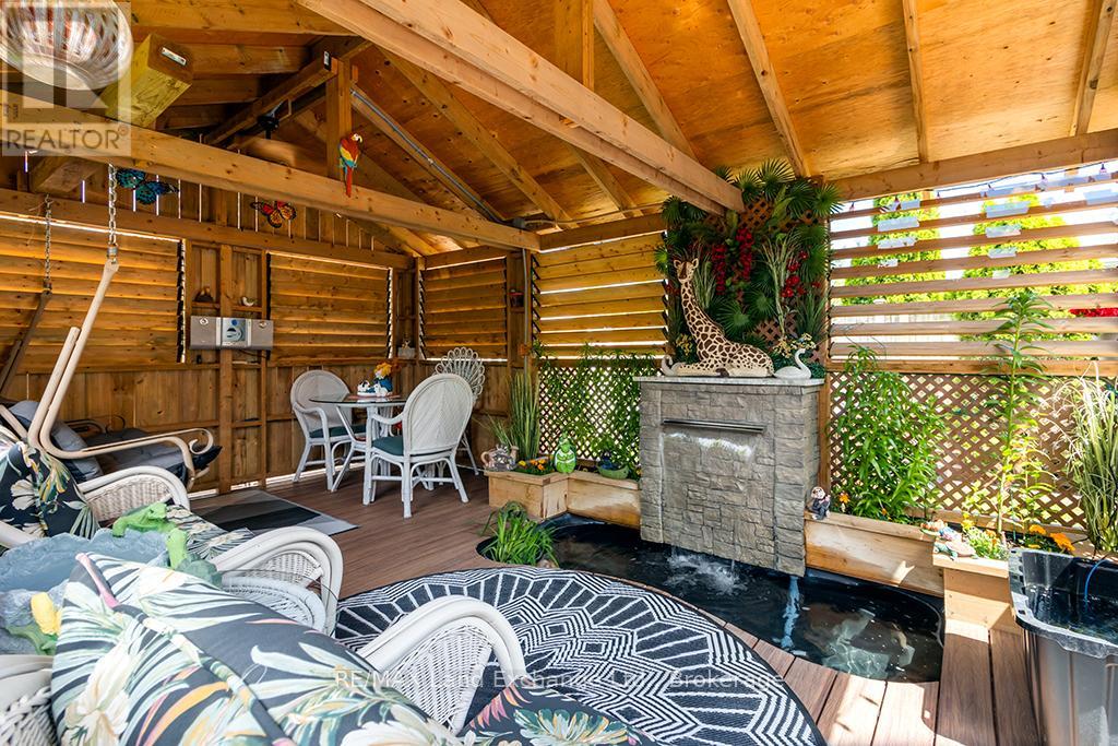 785 WOODLAND DRIVE - 37