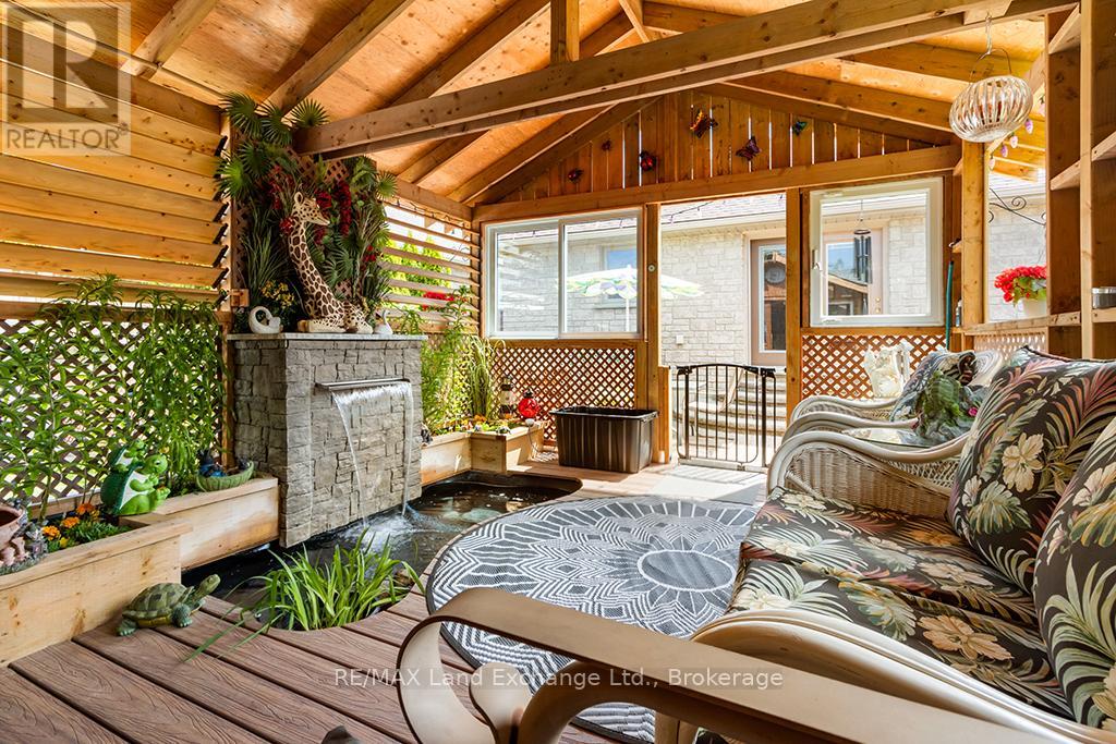 785 WOODLAND DRIVE - 38
