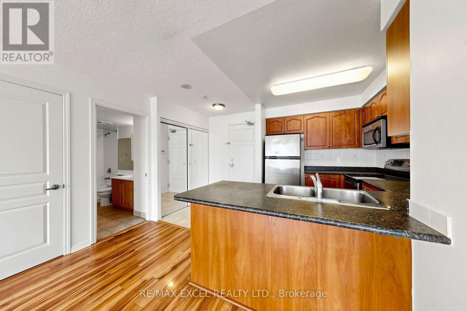#508 350 RED MAPLE ROAD - Image 15