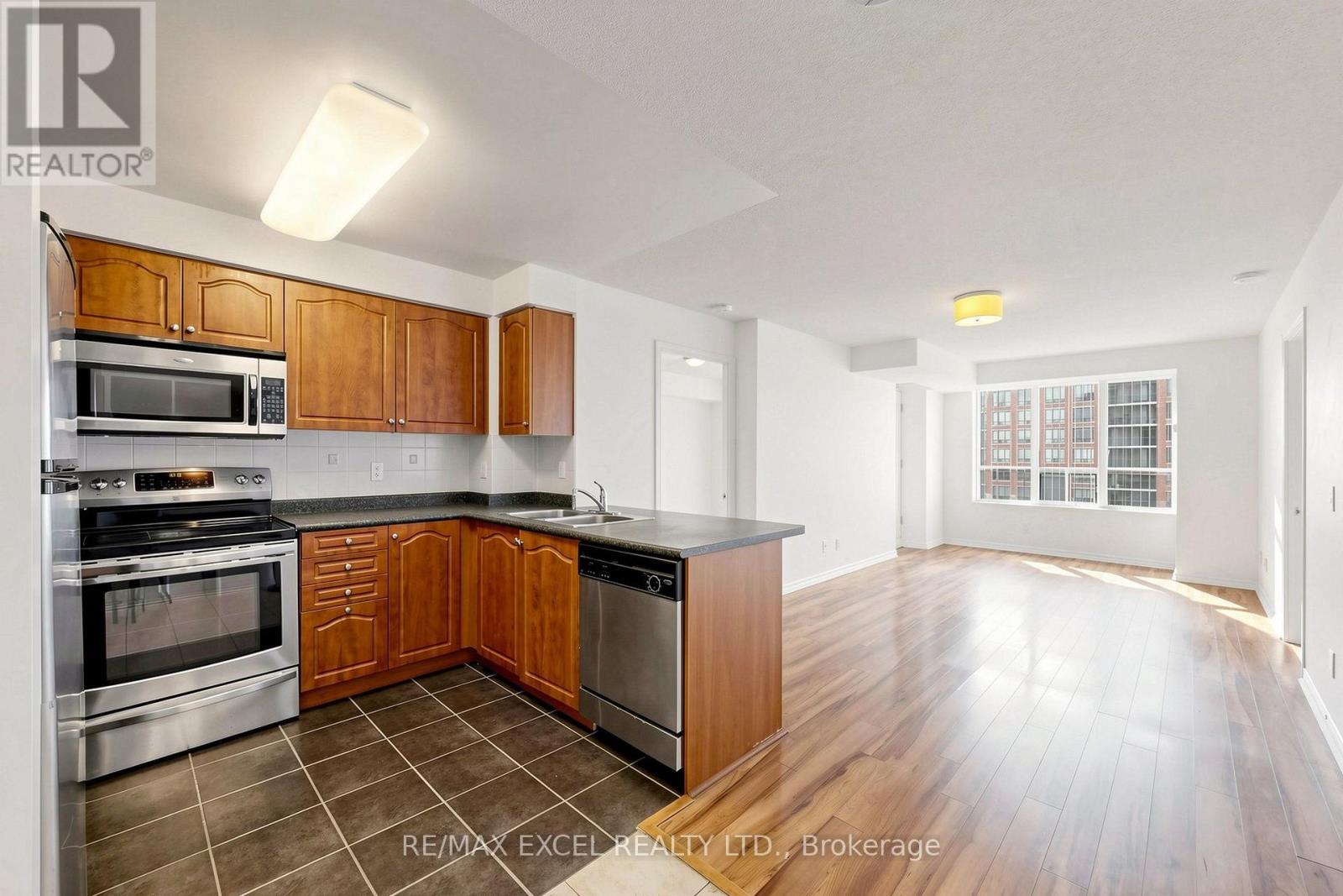 #508 350 RED MAPLE ROAD - Image 16