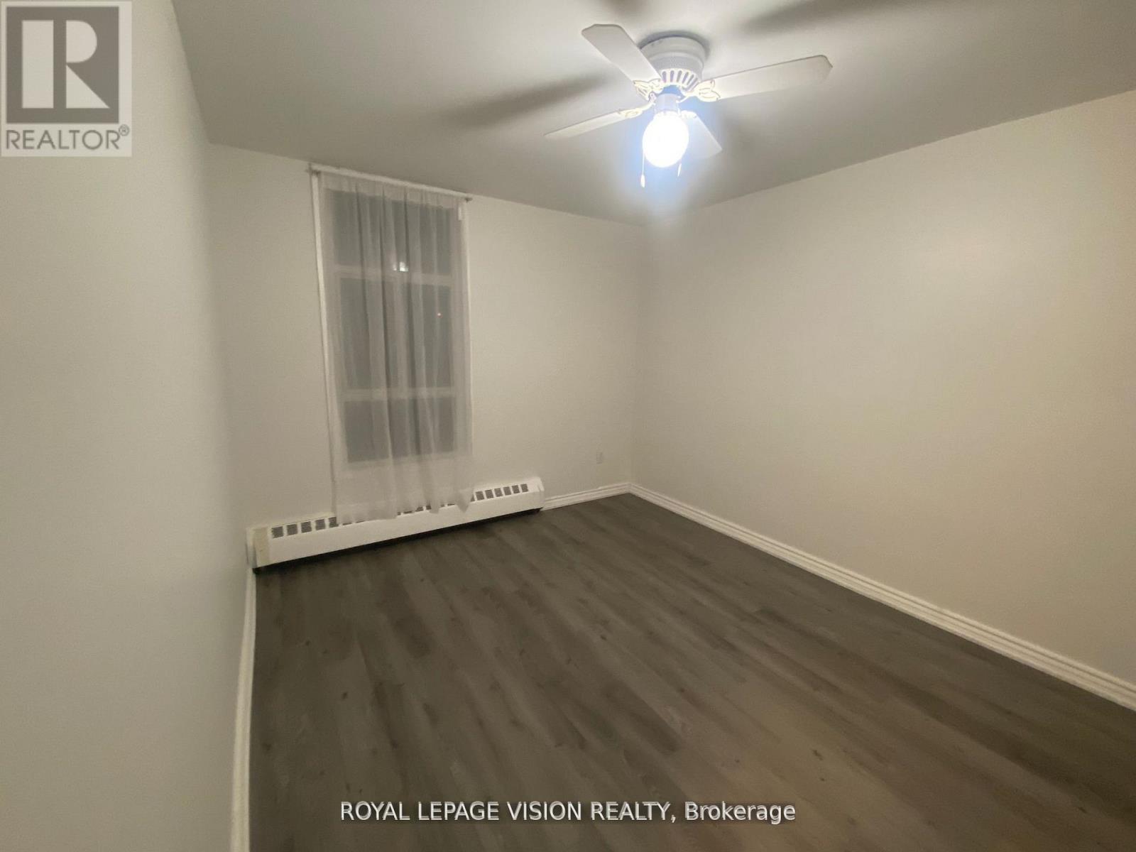 #205 895 KENNEDY ROAD - 6