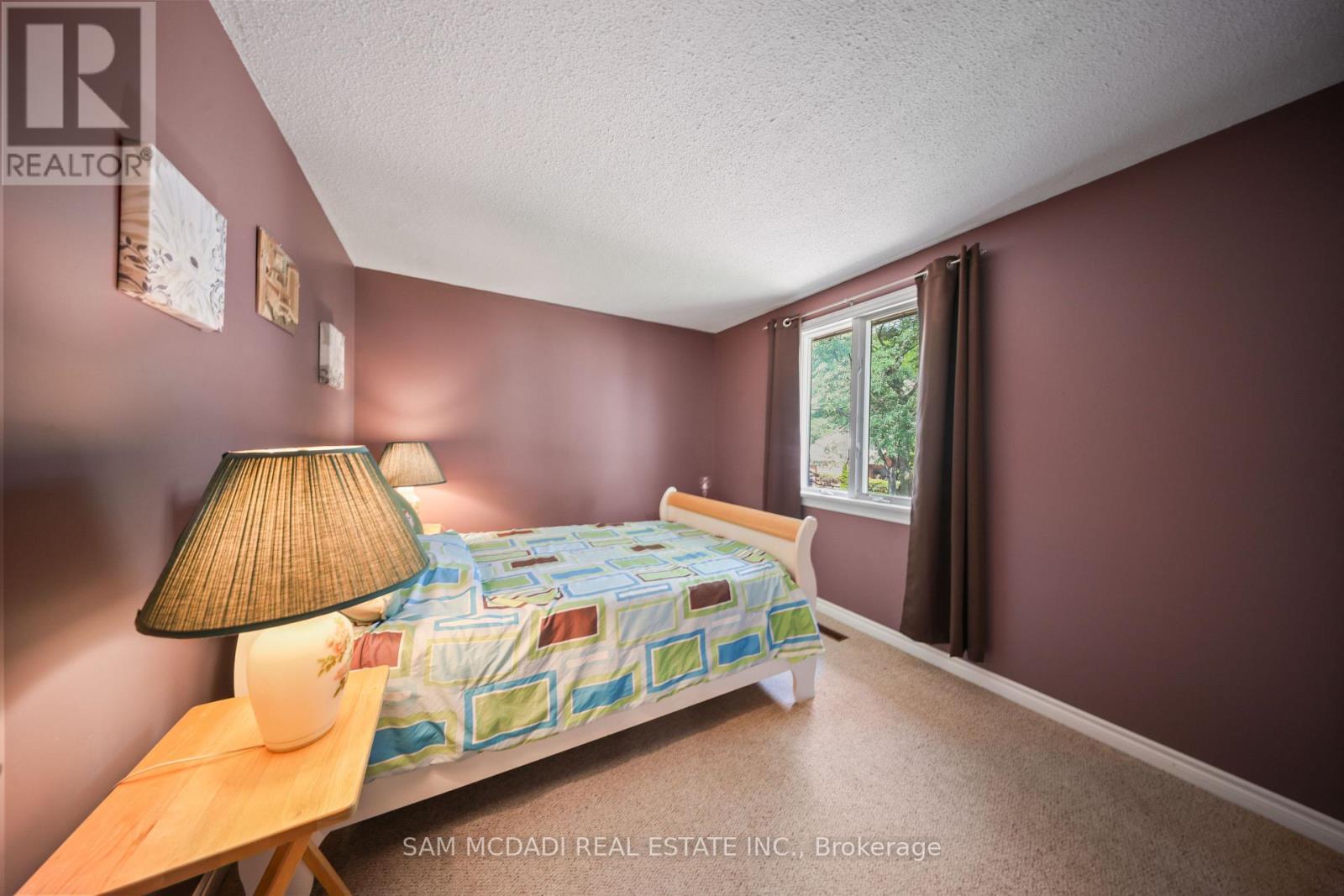 8 NOMAD COURT - 20