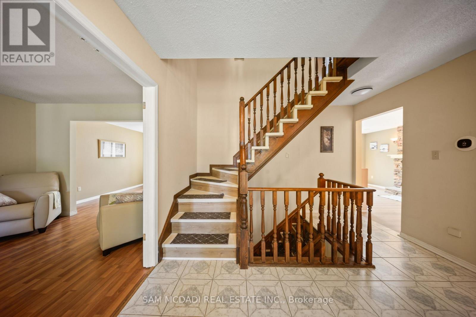 8 NOMAD COURT - 5