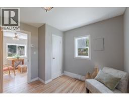 430 6th Avenue, Keremeos, BC V0X1N3 Photo 11