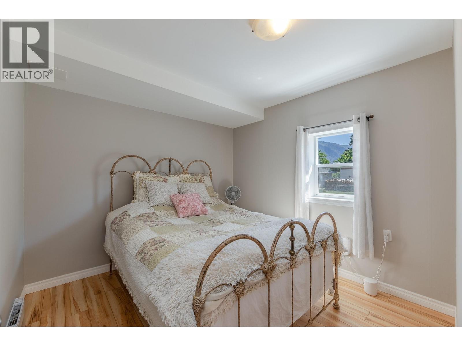 430 6th Avenue - 12