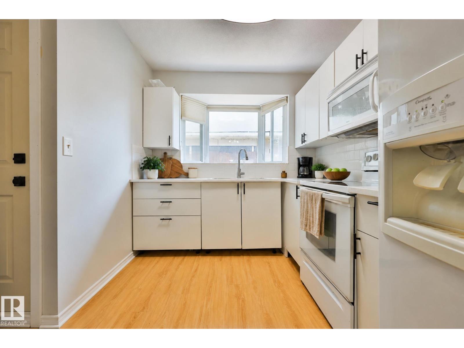 11507 40 AV NW - photo 2