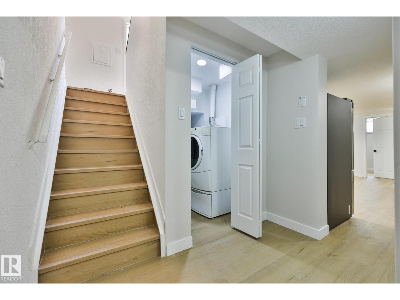 11507 40 AV NW — photo 8