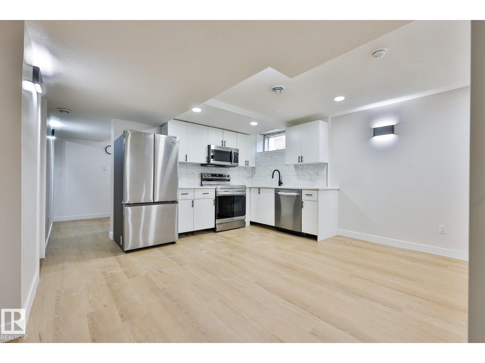 11507 40 AV NW — photo 9