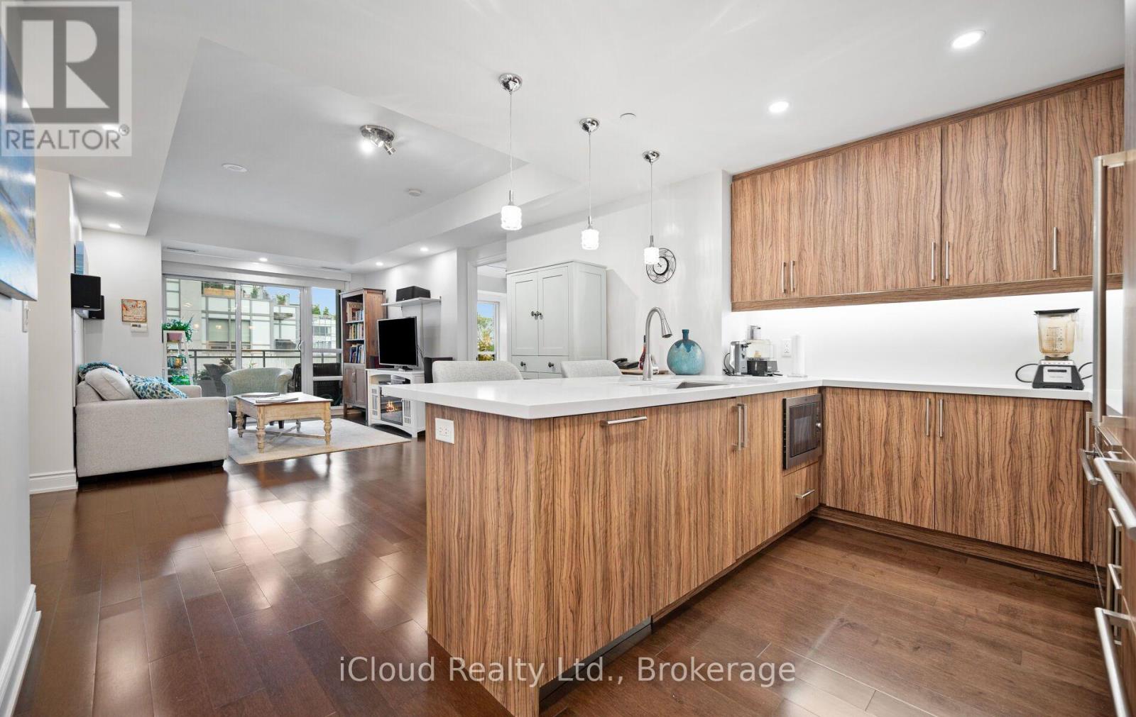 #625 3500 LAKESHORE ROAD W - 4