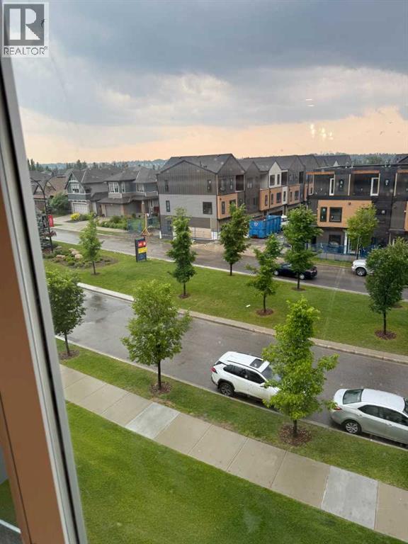 #308 660 Shawnee Square SW - 18