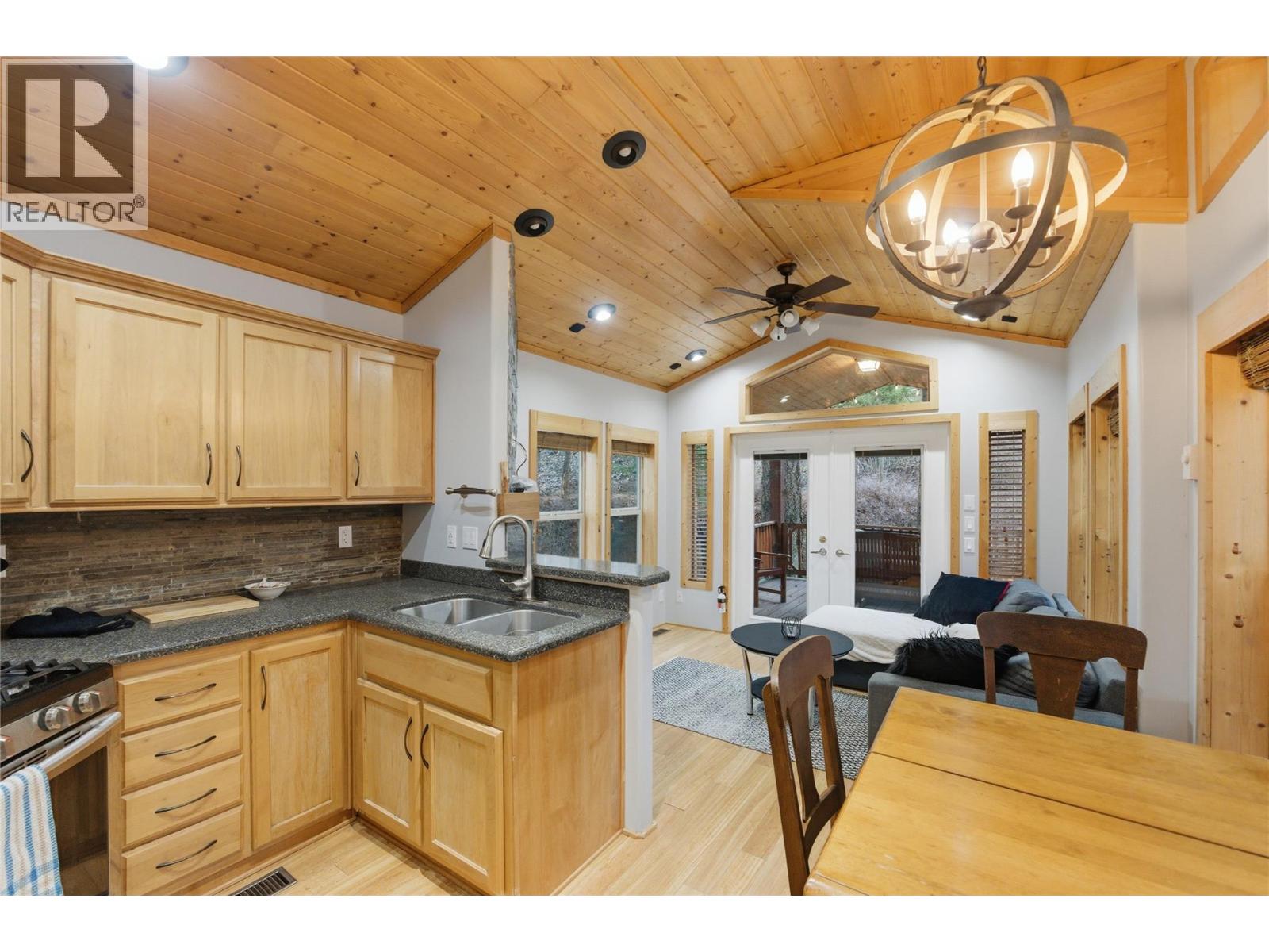 #40 4835 Paradise Valley Drive - 1