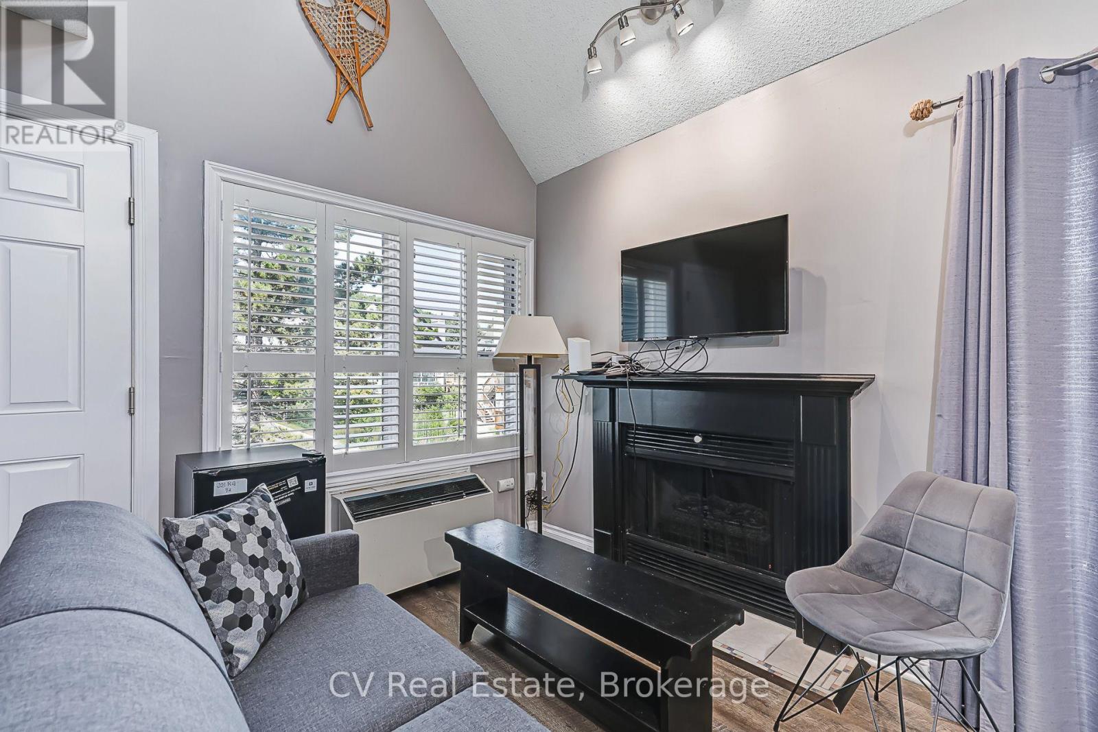#211 796468 GREY 19 ROAD - Image 9