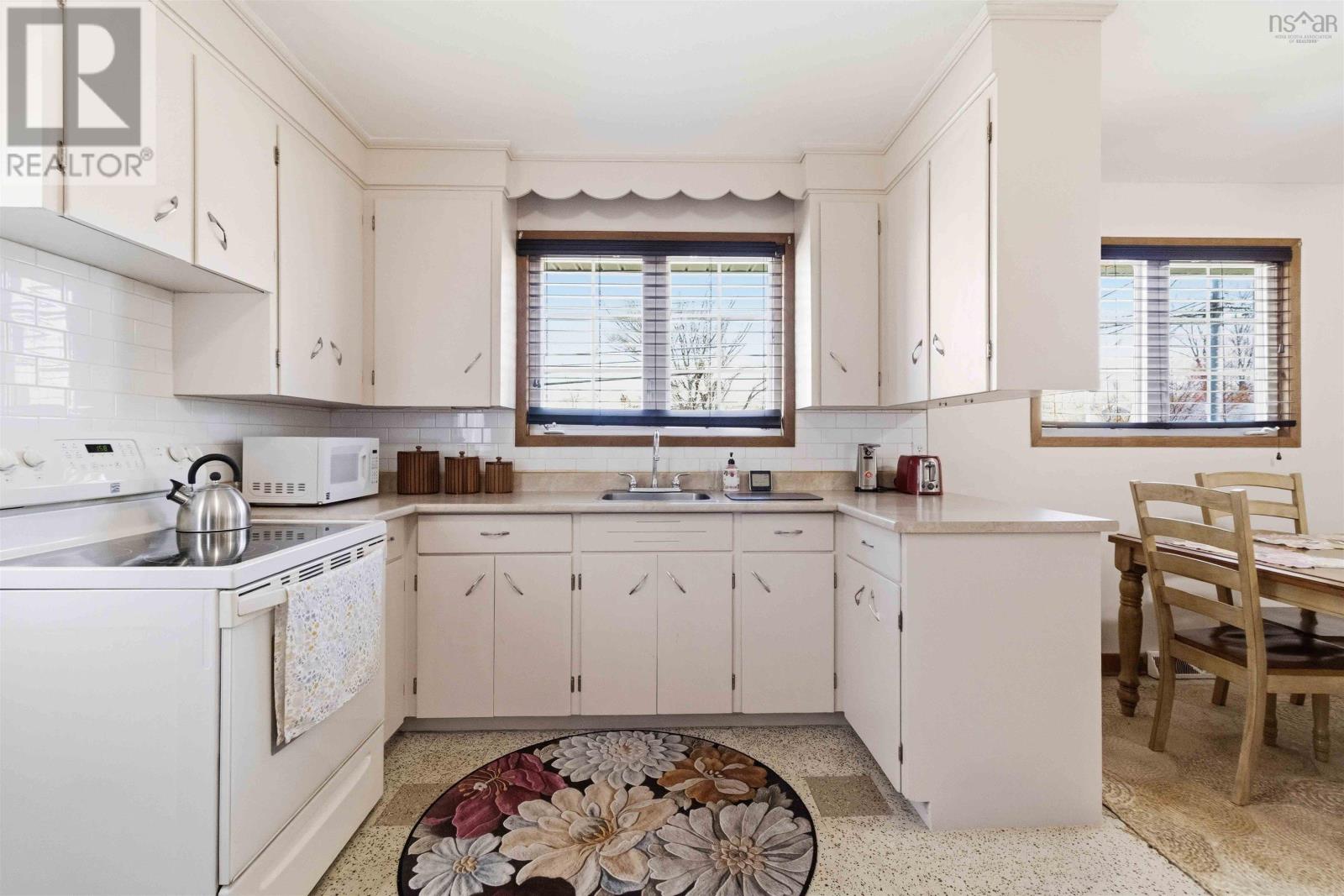14 Ridgecrest Drive - 14