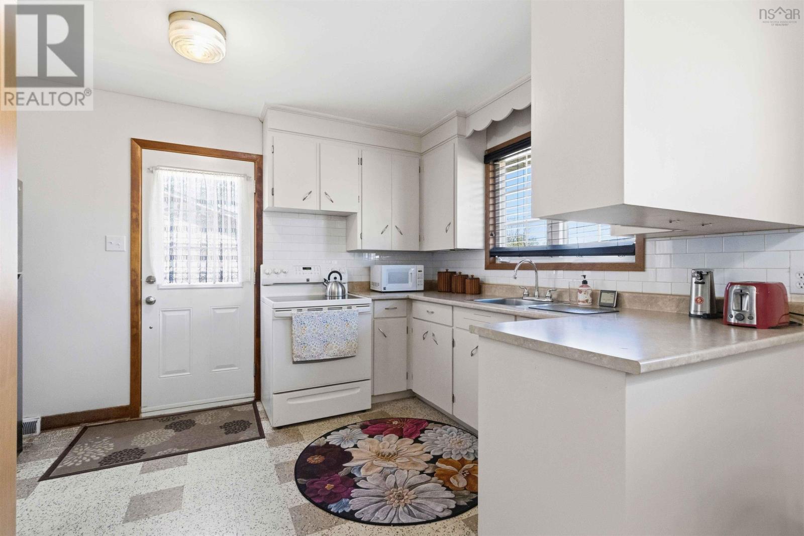 14 Ridgecrest Drive - 16