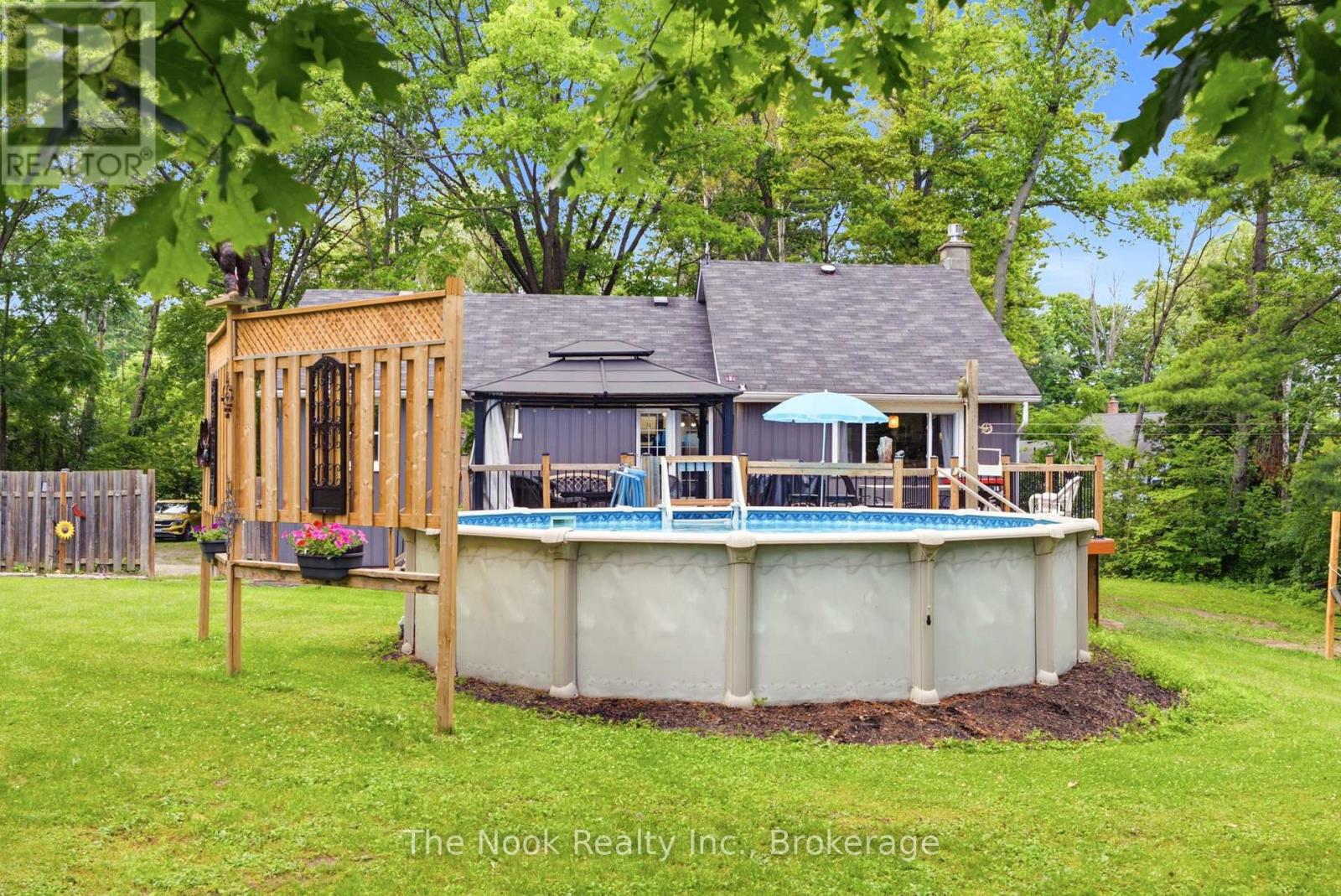 5203 VALLEYVIEW CRESCENT - 5