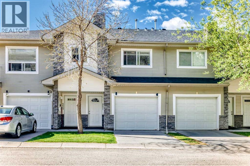 6621 Pinecliff Grove NE - 1