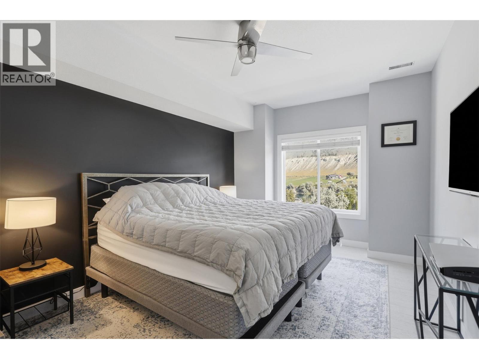 #411 5170 Dallas Drive - 11