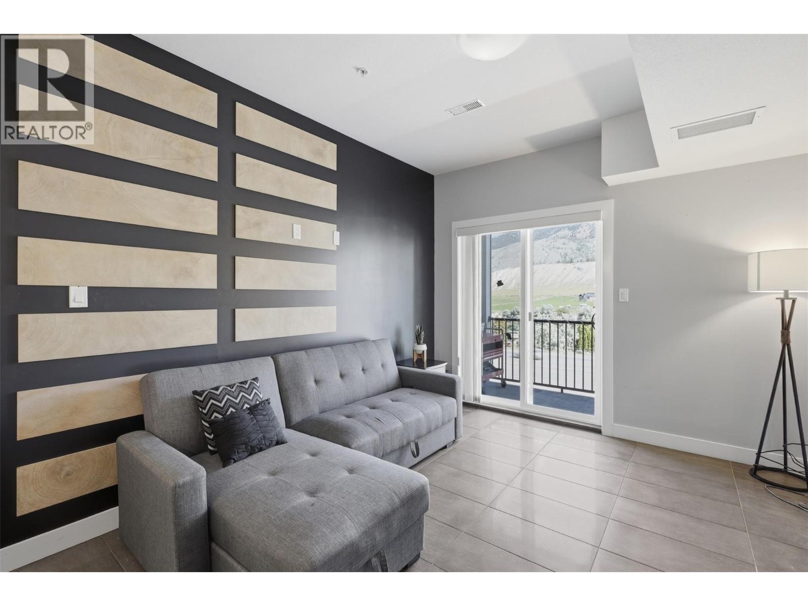 #411 5170 Dallas Drive - 8