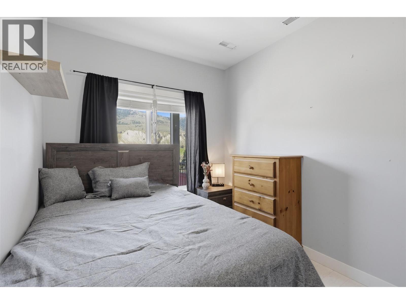 #411 5170 Dallas Drive - 17