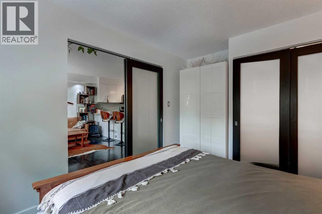 #301 1904 10 Street SW - 21
